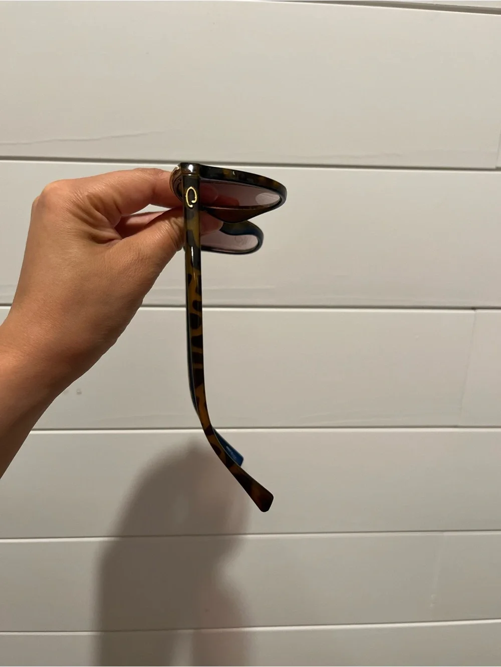 Oscar de la Renta Tortoiseshell Sunglasses Brown Gradient UV